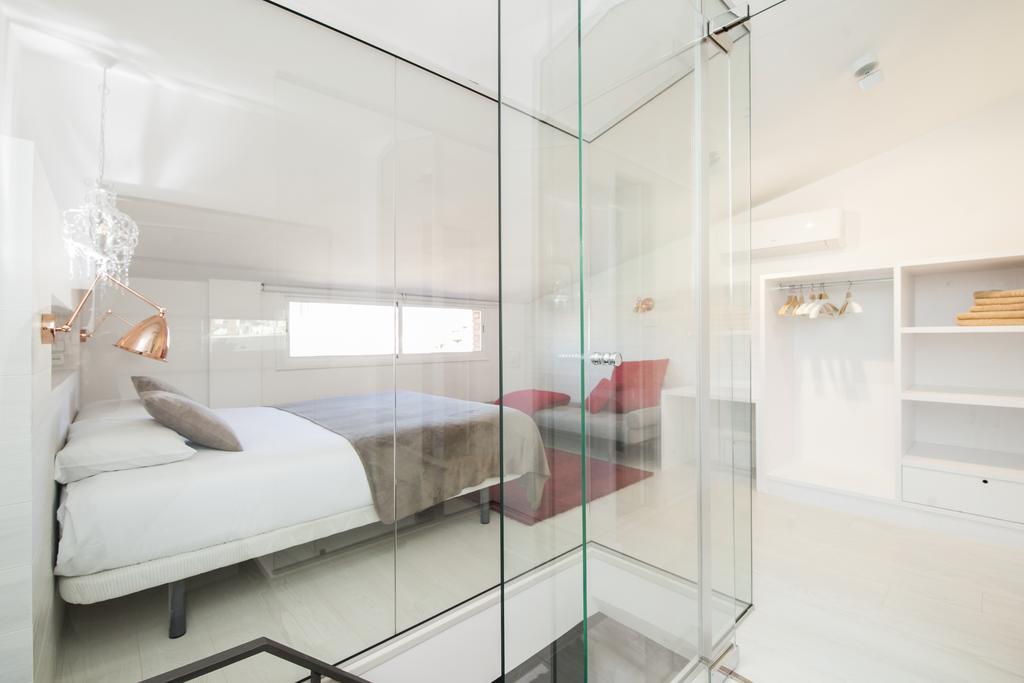 Barcelona Penthouse Private Terrace Sustainable Stay Keyless Access Exterior photo